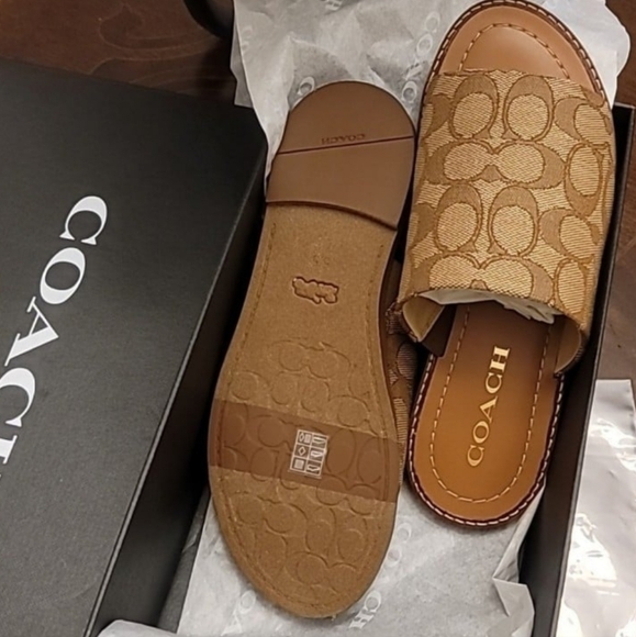 Coach Beige/Tan Hazel Sandal In Signature Jacquard NIB - Picture 1 of 6